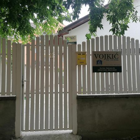 Prenociste Vojkic Apartment Сомбор Екстериор снимка