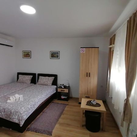 Prenociste Vojkic Apartment Сомбор Екстериор снимка