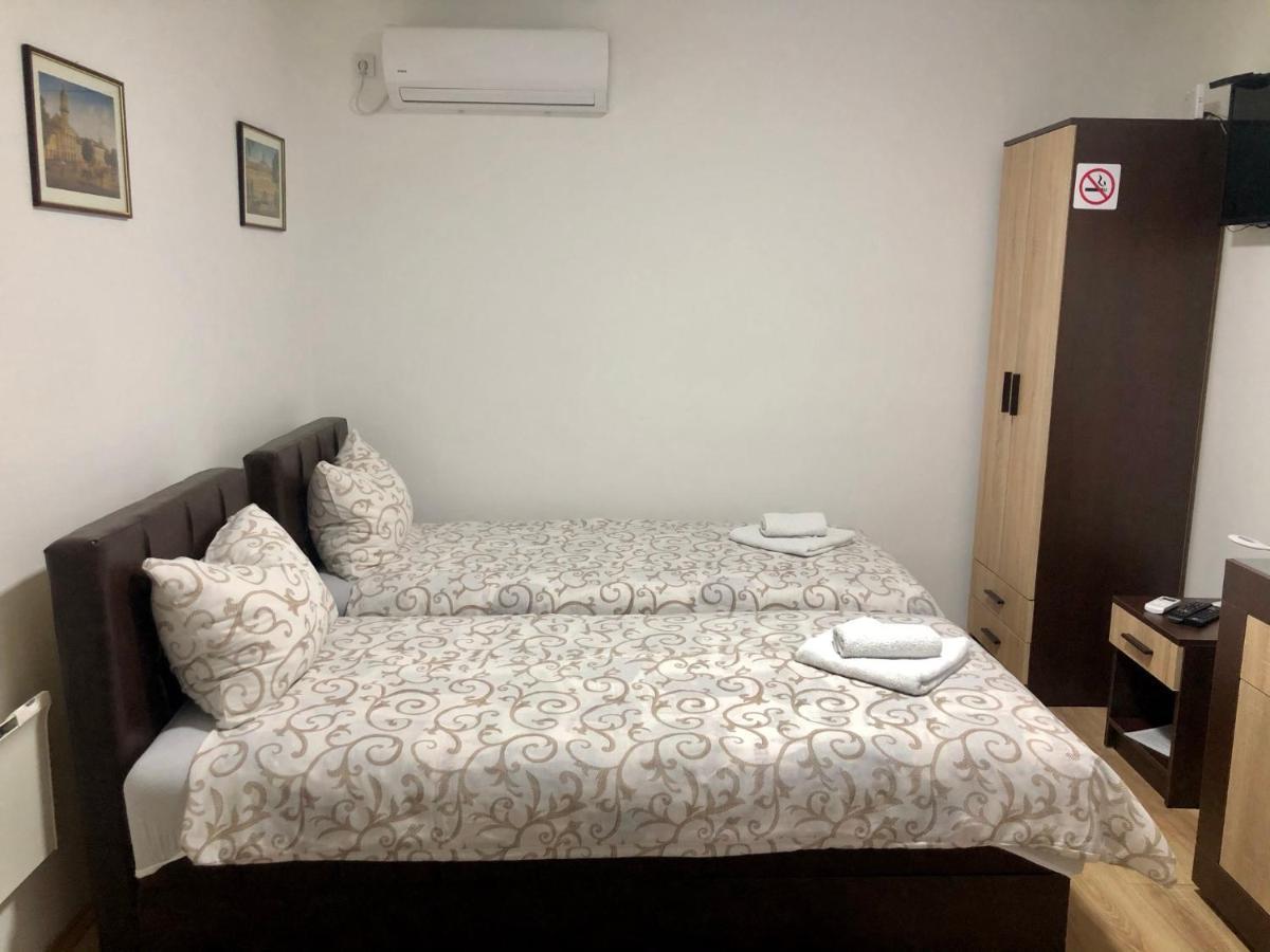 Prenociste Vojkic Apartment Сомбор Екстериор снимка