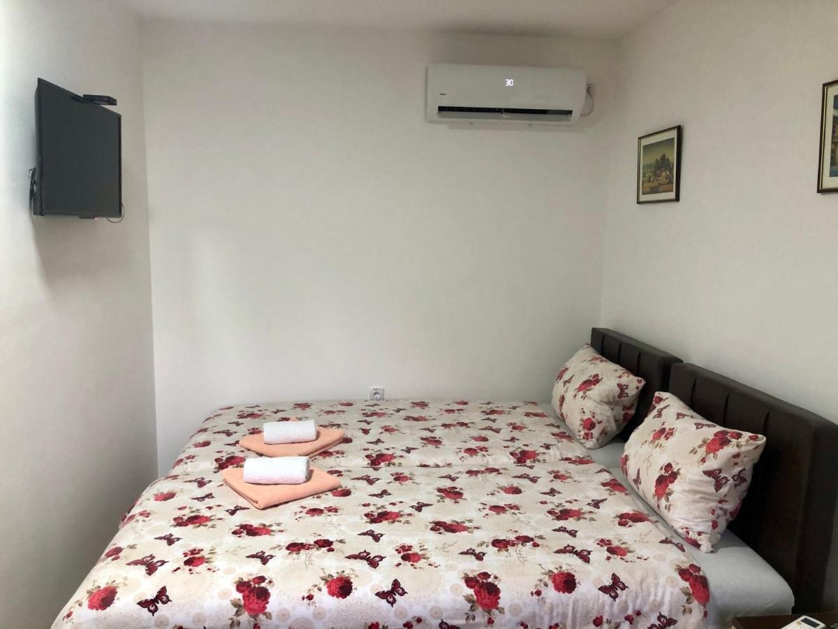 Prenociste Vojkic Apartment Сомбор Екстериор снимка