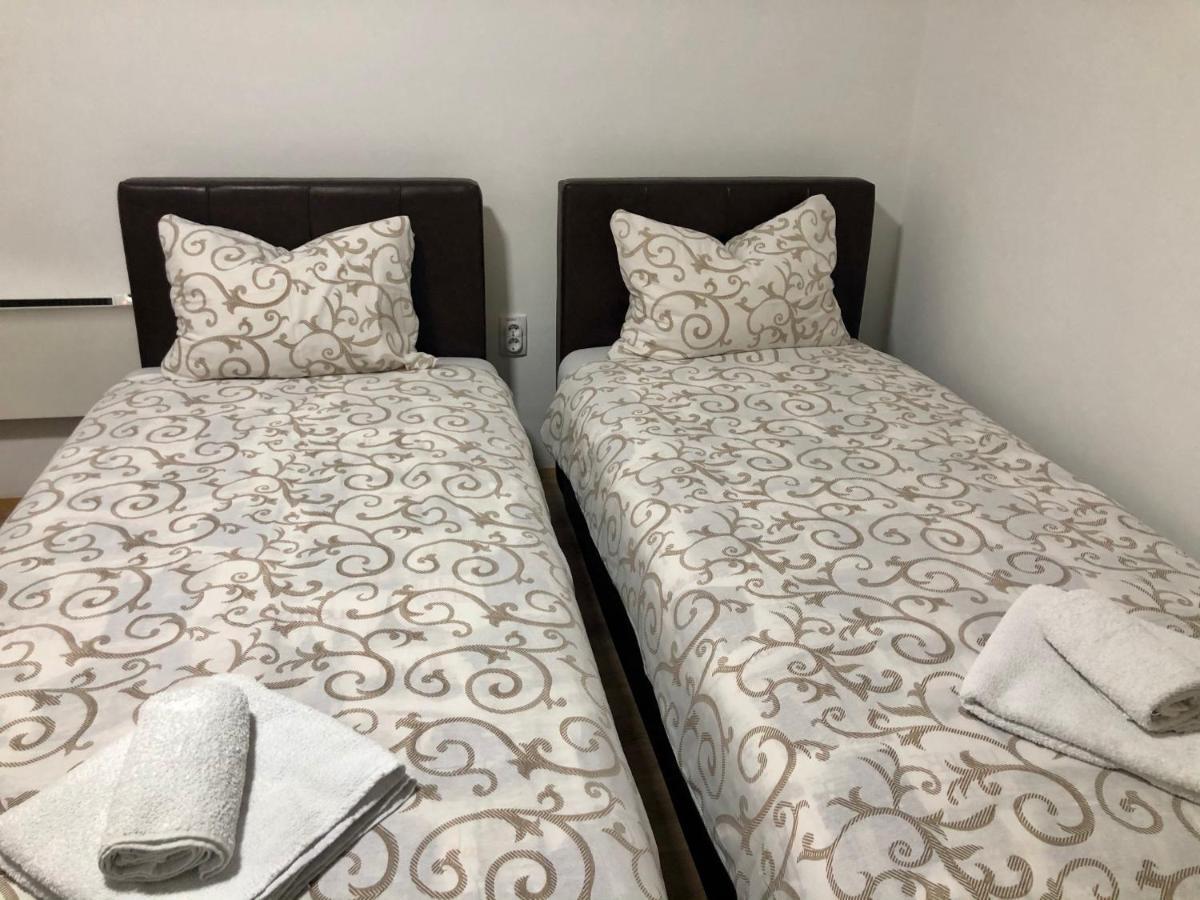 Prenociste Vojkic Apartment Сомбор Екстериор снимка