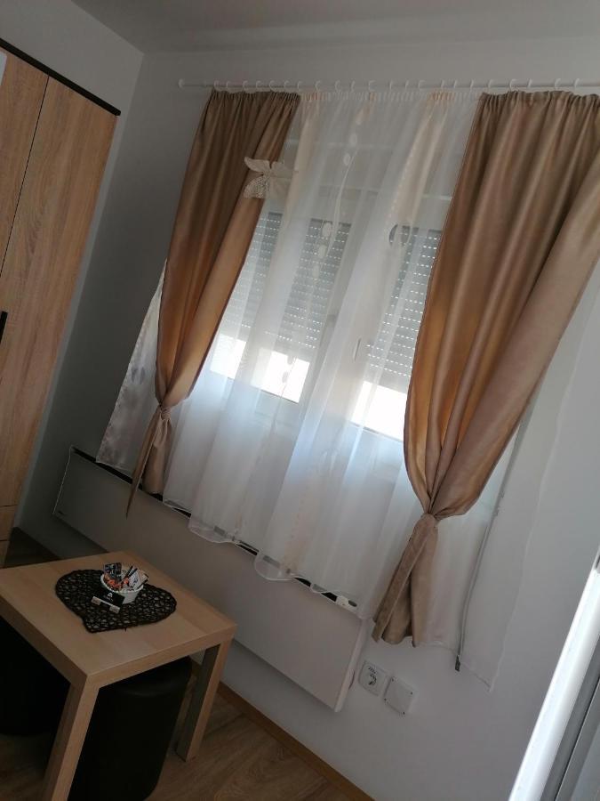 Prenociste Vojkic Apartment Сомбор Екстериор снимка